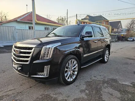 Cadillac Escalade 2019 года за 35 000 000 тг. в Алматы – фото 4