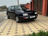 Volkswagen Golf 1996 годаүшін2 600 000 тг. в Шымкент