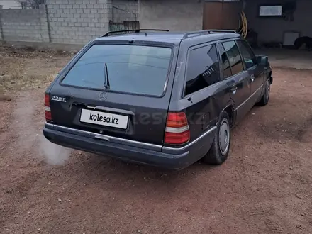 Mercedes-Benz E 230 1991 года за 600 000 тг. в Тараз – фото 2