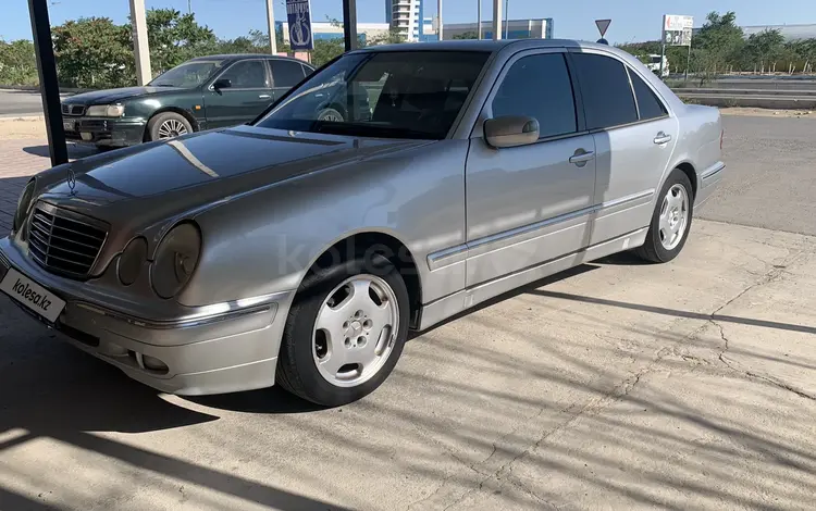 Mercedes-Benz E 320 2001 годаfor4 500 000 тг. в Актау