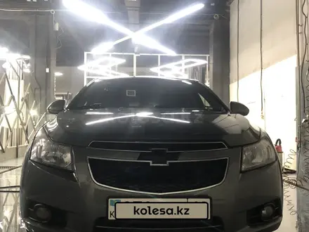 Chevrolet Cruze 2010 года за 3 900 000 тг. в Семей – фото 10