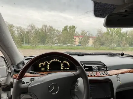Mercedes-Benz S 500 2002 года за 4 500 000 тг. в Уральск – фото 47
