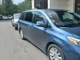 Toyota Sienna 2014 годаүшін14 000 000 тг. в Усть-Каменогорск – фото 2