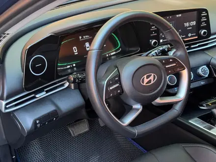 Hyundai Elantra 2023 года за 8 100 000 тг. в Кокшетау – фото 7