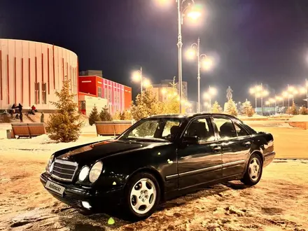 Mercedes-Benz E 230 1996 года за 2 300 000 тг. в Талдыкорган