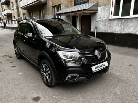 Renault Sandero Stepway 2021 года за 6 500 000 тг. в Алматы – фото 2