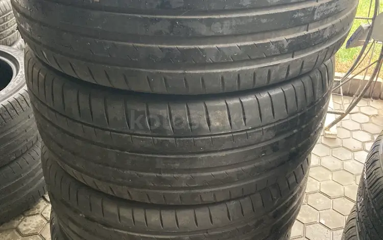 Michelin 255/45/19 за 180 000 тг. в Алматы