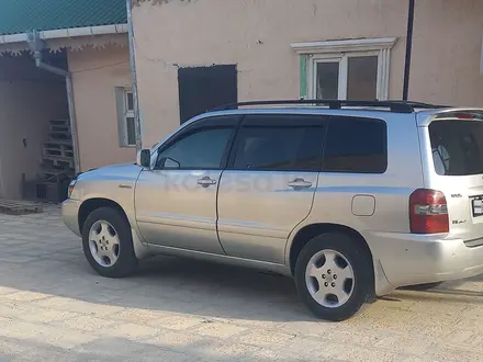 Toyota Highlander 2005 года за 8 300 000 тг. в Актау – фото 2