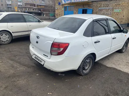 ВАЗ (Lada) Granta 2190 2014 года за 1 950 000 тг. в Караганда – фото 4