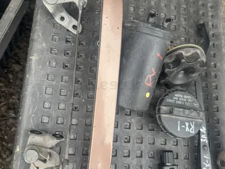 Моторчик стеклочистителя молдинг фар крышка бензобака за 15 000 тг. в Астана – фото 9