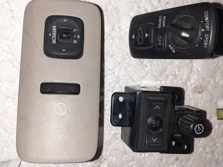 Кнопки переключатель и другие кнопки. Тоуота. за 10 000 тг. в Байсерке – фото 10