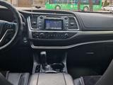 Toyota Highlander 2014 года за 16 500 000 тг. в Алматы – фото 3