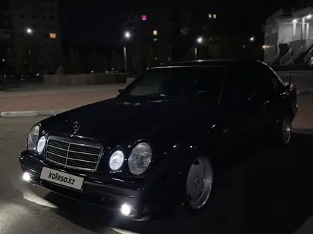 Mercedes-Benz E 230 1996 года за 2 900 000 тг. в Костанай – фото 2