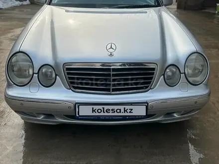 Mercedes-Benz E 320 2001 года за 8 000 000 тг. в Шымкент – фото 12