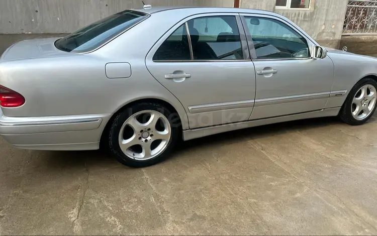 Mercedes-Benz E 320 2001 года за 8 000 000 тг. в Шымкент