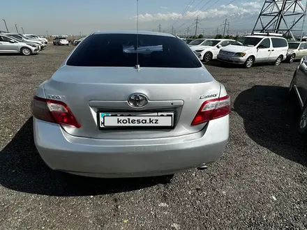 Toyota Camry 2007 года за 5 218 200 тг. в Алматы – фото 2