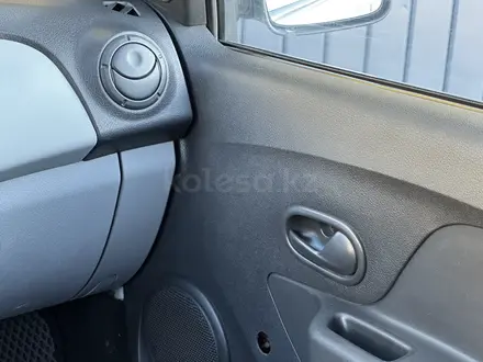 Renault Logan 2014 года за 2 300 000 тг. в Актобе – фото 6