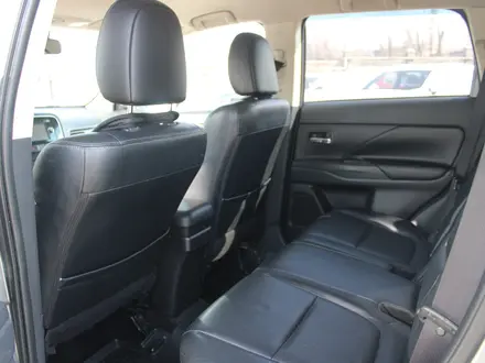 Mitsubishi Outlander 2013 года за 6 090 000 тг. в Алматы – фото 15