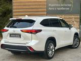 Toyota Highlander Luxe 2023 годаүшін29 990 000 тг. в Алматы – фото 2