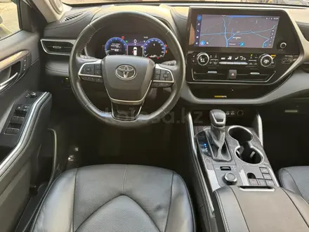 Toyota Highlander Luxe 2023 года за 29 990 000 тг. в Алматы – фото 16