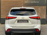 Toyota Highlander Luxe 2023 годаүшін29 990 000 тг. в Алматы – фото 4