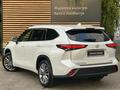Toyota Highlander Luxe 2023 года за 29 990 000 тг. в Алматы – фото 6