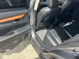 Lexus ES 300h 2013 года за 9 500 000 тг. в Атырау – фото 2