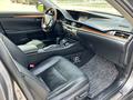 Lexus ES 300h 2013 года за 9 500 000 тг. в Атырау – фото 6