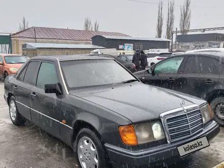 Mercedes-Benz E 230 1993 года за 1 700 000 тг. в Тараз