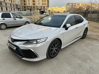 Toyota Camry 2023 годаfor22 000 000 тг. в Актау