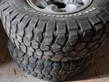 Шины с дисками на митсубиси паджеро за 300 000 тг. в Жезказган – фото 2