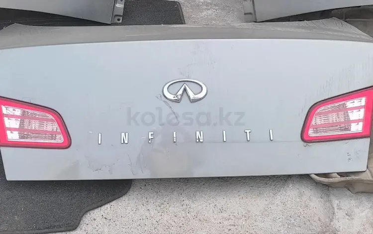 Крышка багажника Infiniti g35 sedan за 50 000 тг. в Алматы
