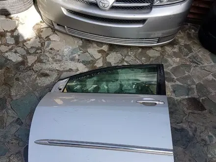 Передняя дверь на Toyota Sienna за 50 000 тг. в Алматы – фото 6