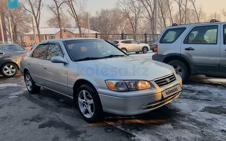 Toyota Camry 2001 годаfor4 000 000 тг. в Алматы