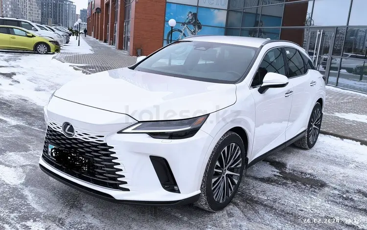 Lexus RX 350 2023 года за 35 000 000 тг. в Астана