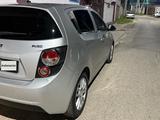 Chevrolet Aveo 2013 года за 2 500 000 тг. в Шымкент – фото 2
