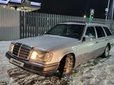 Mercedes-Benz E 250 1991 годаүшін2 200 000 тг. в Уральск – фото 2