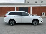 Mitsubishi Outlander 2022 года за 8 300 000 тг. в Актау – фото 4
