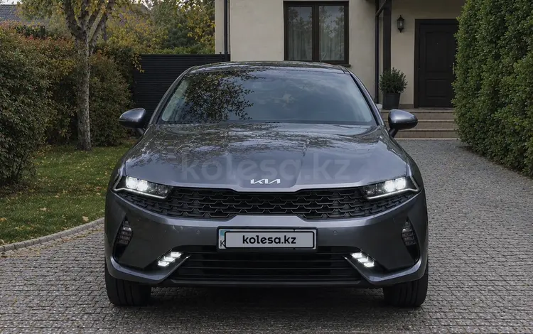 Kia K5 2022 года за 11 000 000 тг. в Алматы