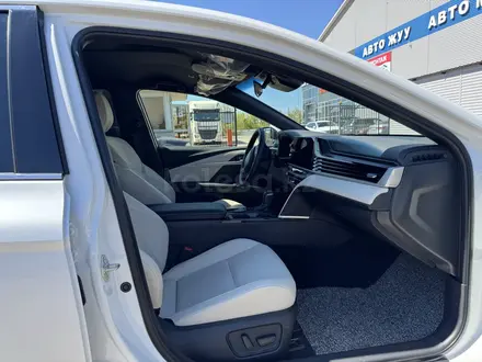 Toyota Camry 2025 года за 19 900 000 тг. в Уральск – фото 36
