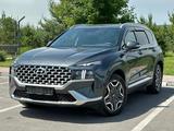 Hyundai Santa Fe 2023 годаүшін18 500 000 тг. в Астана