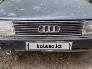 Audi 100