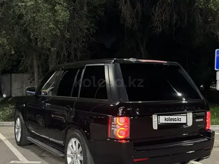 Land Rover Range Rover 2009 года за 8 800 000 тг. в Алматы – фото 3