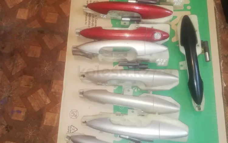 Дверные ручки на Hyundai Accent. за 15 000 тг. в Астана