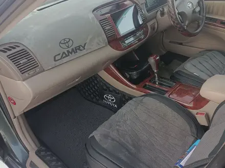 Toyota Camry 2002 года за 4 500 000 тг. в Семей – фото 12