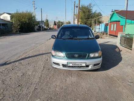 Toyota Ipsum 1997 года за 3 800 000 тг. в Алматы