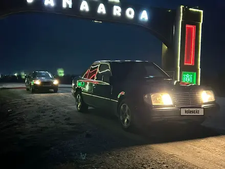 Mercedes-Benz E 220 1993 года за 2 000 000 тг. в Караганда – фото 24