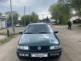 Volkswagen Passat 1995 года за 1 850 000 тг. в Актобе – фото 2
