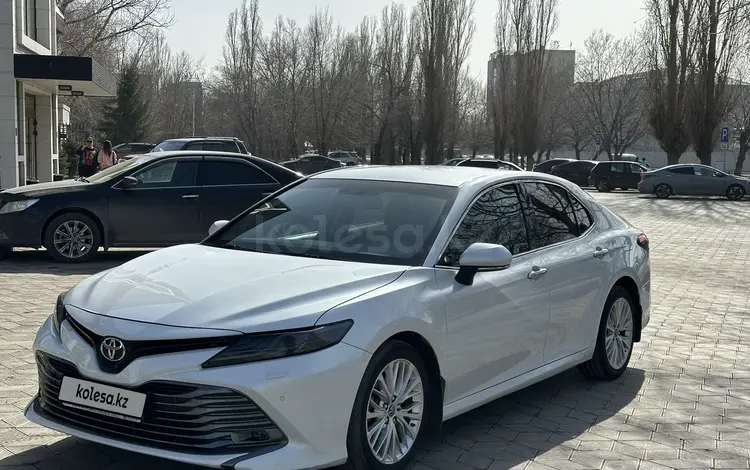 Toyota Camry 2019 годаүшін14 300 000 тг. в Усть-Каменогорск