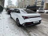 Hyundai Elantra 2023 года за 8 900 000 тг. в Астана – фото 2